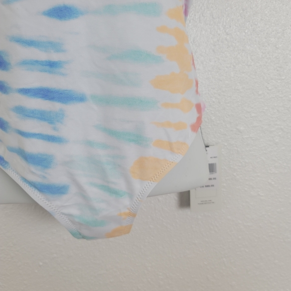 WIPEOUT CHEEKY COVERAGE ONE PIECE SWIMWEAR - Picture 11 of 14